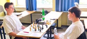 Die entscheidende Partie der 7. Runde: Arsenii Klochko - Vaclav Zejdlik